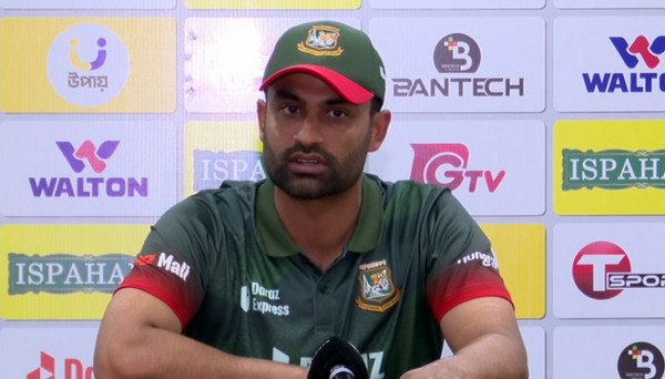প্রথম ওয়ানডেতে মাঠে নামার আগে জিম্বাবুয়েকে নিয়ে অদ্ভুত মন্তব্য করলেন দলপতি তামিম