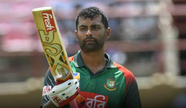 ওয়ানডেতে নতুন এক বিশ্ব রেকর্ড গড়ে আউট হলেন তামিম, দেখুন সর্বশেষ স্কোর