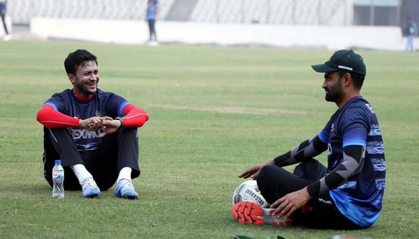 আমিরাত লিগে নিলামের কাজ শুরু, দেখে নিন সাকিব ও তামিমের অবস্থান