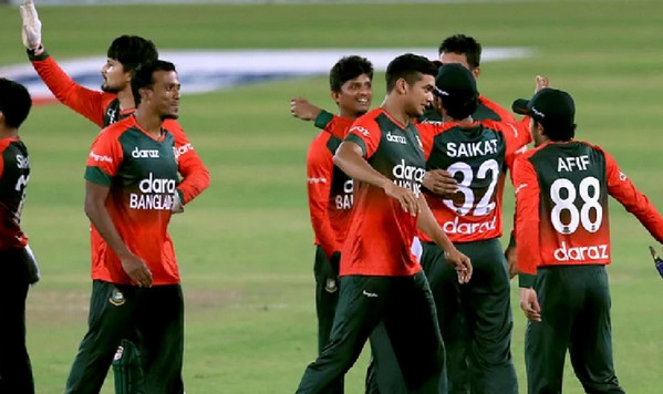 জিম্বাবুয়ের কাছে সিরিজ হেরে এবার আইসিসি থেকে বিশাল শাস্তি পেল বাংলাদেশ