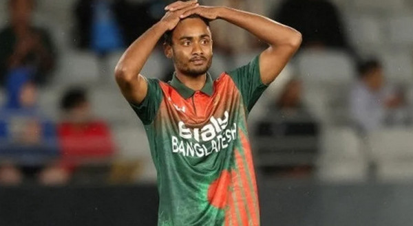 ইনজুরির নয়, অন্য কোন কারনে দল থেকে বাদ পড়লেন শরিফুল
