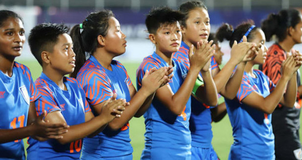 ফিফার নিষেধাজ্ঞায় যে সব বড় বড় ক্ষতির মুখে ভারতের ফুটবল