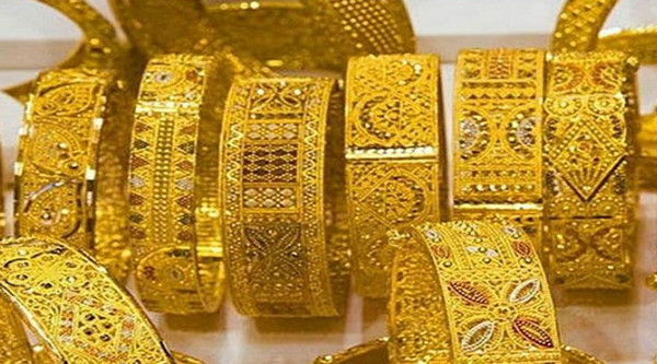 আবারও হু হু করে কমে গেল সোনার দাম