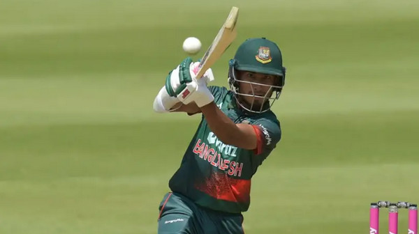 যে কারনে আউট হাওয়ার পরেও আবারও ব্যাট করতে নামেন আফিফ