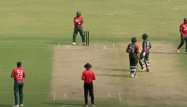 ৫ ওভার শেষে দেখে নিন সর্বশেষ স্কোর