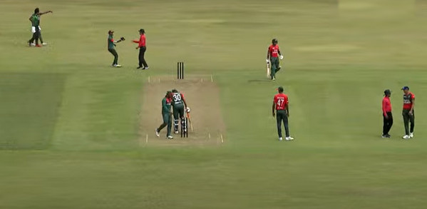 ১৮ ওভার শেষে দেখে নিন সর্বশেষ স্কোর