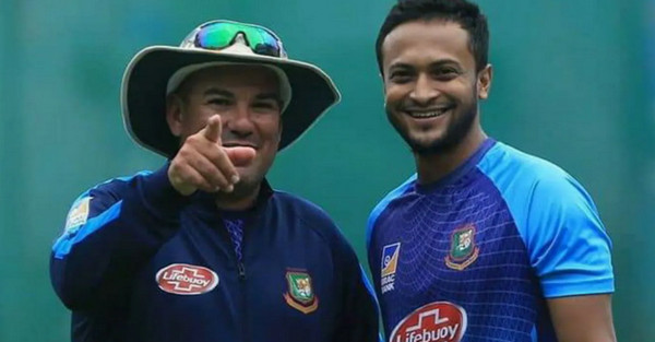 দায়িত্ব থেকে ‘মুক্তি’ পেয়ে নিজের মানুষিক অবস্থার কথা জানালেন ডোমিঙ্গো
