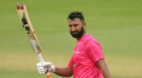 ২২টি চার ছক্কায় সেঞ্চুরি করে টি-২০ তে নতুন বিশ্ব রেকর্ড গড়লেন পূজারা