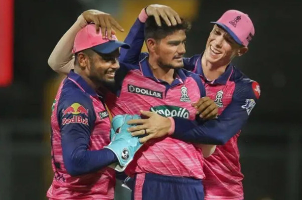এশিয়া কাপে তান্ডব চালাতে টিম ইন্ডিয়ার দলে নতুন যুক্ত হলো ঝড়ো বোলার