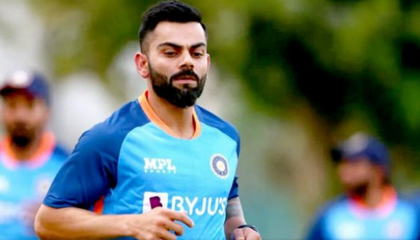 ভবিষ্যৎবানীঃ পাকিস্তানের বিপক্ষে নামলেই ‘সেঞ্চুরি’ করবেন কোহলি