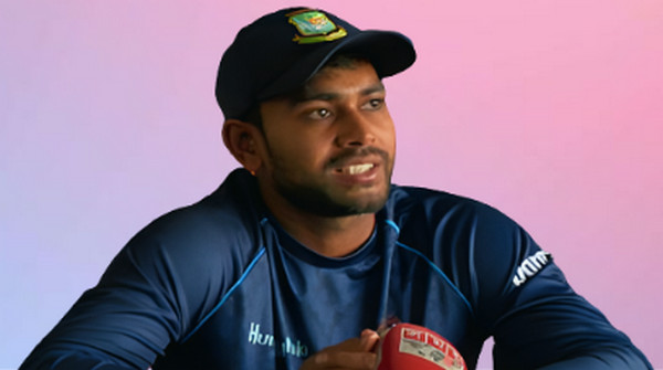 লঙ্কান দলপতির সেই মন্তব্যের কড়া জবাব দিল মিরাজ