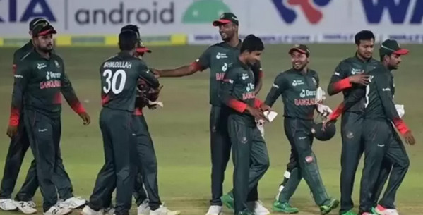 বেরিয়ে এলো আসল খবরঃ যার ভয়ে আগে ব্যাটিং করার সিদ্ধান্ত নিয়েছিল বাংলাদেশ