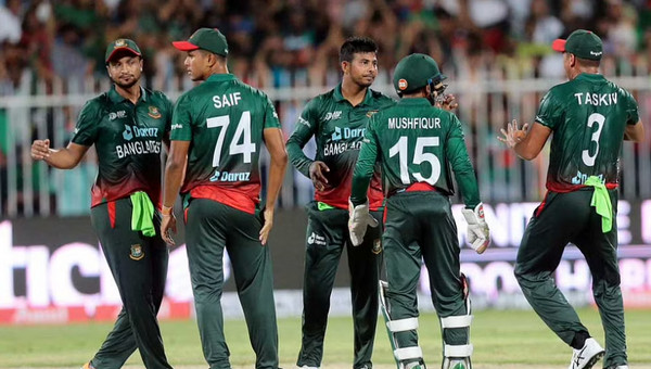 অবশেষে আশার বানী শুনালেন সাকিব বাহিনী