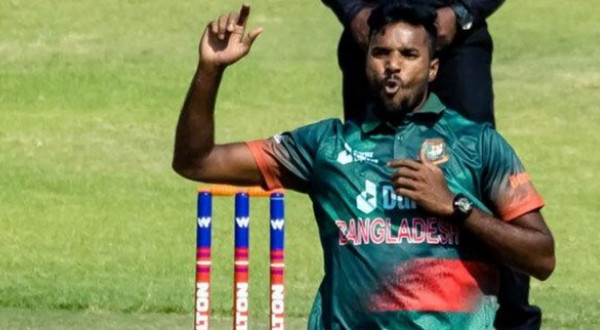 এবাদাতের তাণ্ডবে জোড়া উইকেট হারালো লঙ্কান বাহিনী, দেখুন সর্বশেষ স্করল