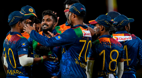 বাঁচা মরার ম্যাচে বাংলাদেশের বিপক্ষে শক্তিশালী একাদশ ঘোষণা করল শ্রীলঙ্কা