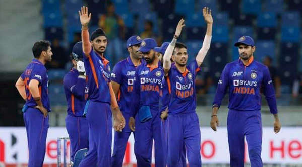 দারুন সুখবরঃ যে সমীকরণে ফাইনালের স্বপ্ন বেঁচে আছে ভারতের, দেখে নিন হিসাব নিকাশ