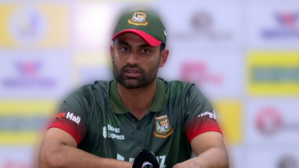 অবশেষে বেরিয়ে এলো আসল তথ্যঃ যে কারনেই অবসর নিতে বাধ্য হয়েছিলেন তামিম