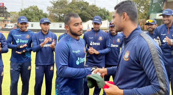 বাংলাদেশ ক্রিকেটে অবিশ্বাস্য ঘটনাঃ অভিষিক্ত কাপ নেওয়া দলপতির সাথে বাদ ইমন