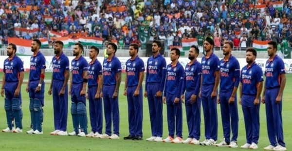 অবাক ক্রিকেট বিশ্বঃ আইসিসি ইভেন্টে কেন ভালো করতে পারে না ভারত