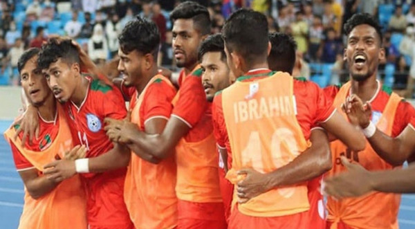 বিশাল জয় পেল বাংলাদেশ