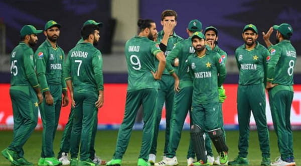 ত্রিদেশীয় সিরিজের আগে চরম দুঃসংবাদ পেল পাকিস্তান ক্রিকেট দল