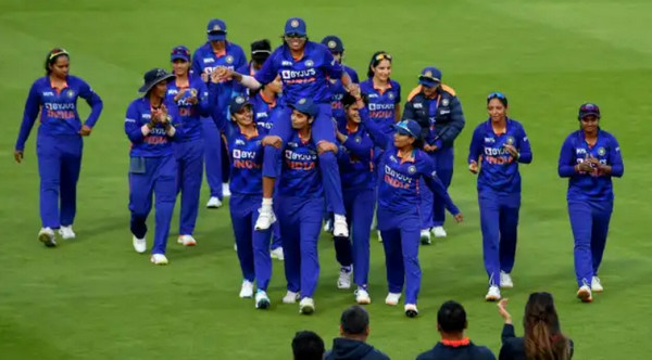 ভক্তদের কাঁদিয়ে ক্রিকেটকে বিদায় বললেন ভারতের সর্বকালের সেরা পেস বোলার