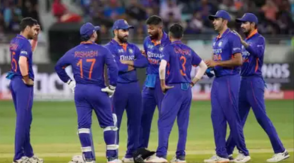 চরম দুঃসংবাদঃ সাউথ আফ্রিকা সিরিজে দুই তারকা ক্রিকেটার হারালো ভারত