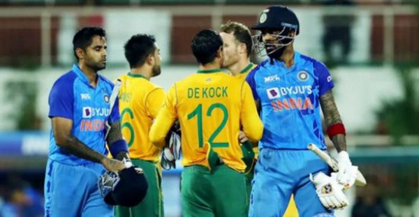 অবিশ্বাস্য হলেও সত্যঃ দক্ষিণ আফ্রিকাকে নাকাল করে জিতলো ভারত