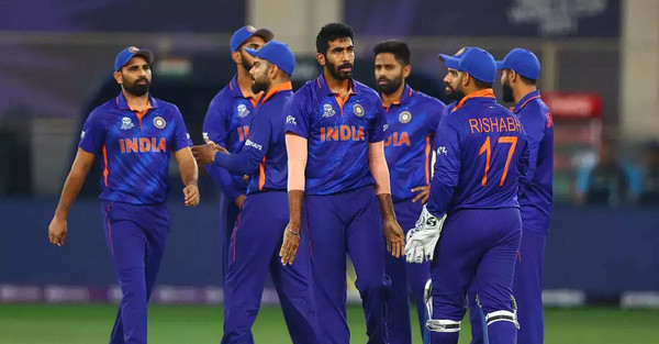 একাধিক চমক দিয়ে দক্ষিণ আফ্রিকার বিপক্ষে ১৫ সদস্যের দল ঘোষণা করলো ভারত