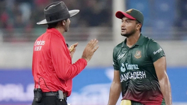 ৮ উইকেটে ম্যাচ হেরে সরাসরি যে বিষয়টাকে দায়ি করলেন সাকিব