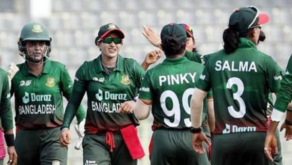 যে কারনে আখন শুরু হয়নি বাংলাদেশ মাচের টস