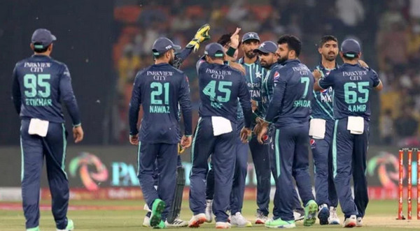ব্রেকিং নিউজঃ পুরো ৮ বছরের পুরানো লজ্জার শিকার পাকিস্তান ক্রিকেট দল