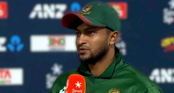 নিউজিল্যান্ডের বিপক্ষে ম্যাচ হেরে সরাসরি যাকে দায়ী করলেন সাকিব আল হাসান