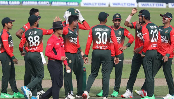 আজ আবার মাঠে নানছে বাংলাদেশ,দেখে নিন একাদশ