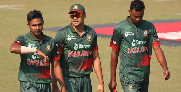 অবাক ক্রিকেট ভক্তরাঃ এই রকম একটা অটো চয়েজ লইয়া আমরা কি করিব