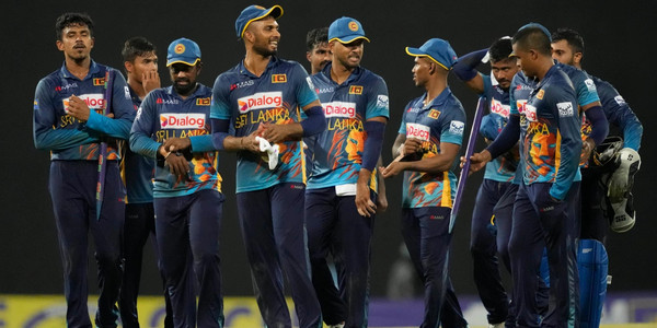 চামিরার বদলে শ্রীলঙ্কার বিশ্বকাপ দলে ফিরলেন যে তারকা ক্রিকেটার