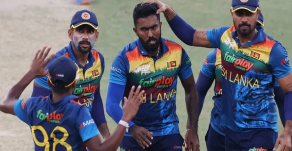 অদ্ভুত কারনে বিশ্বকাপের মাঝেই শ্রীলঙ্কা দলে পরিবর্তন
