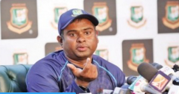 পাকিস্তানের বিপক্ষে জিম্বাবুয়ের দুর্দান্ত পারফরম্যান্স দেখে যা বললেন শ্রীরাম