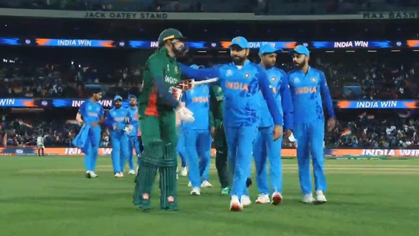 দুর্দান্ত লড়াইয়ে শেষ হল বাংলাদেশ-ভারত ম্যাচ, জেনে নিন ফলাফল