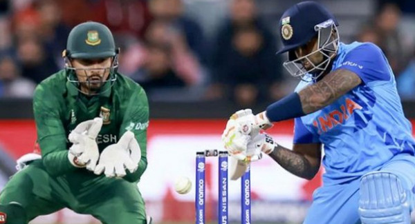 বাংলাদেশকে বিশাল রানের লক্ষ্য দিল ভারত