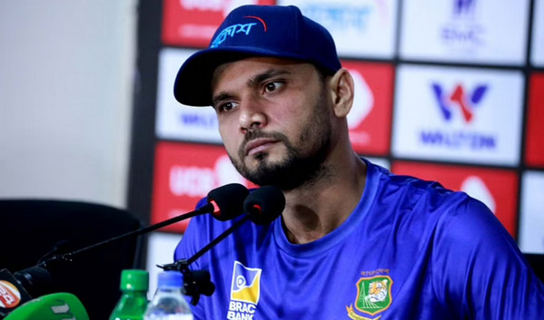 মাশরাফিকে ‘শীর্ষ ধনী’ বলা প্রতিবেদনই উধাও