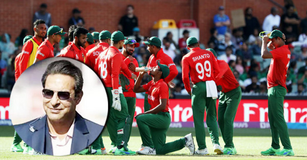 এবার বাংলাদেশী ব্যাটসম্যানদের অপমান করে যা বললেন ওয়াসিম আকরাম