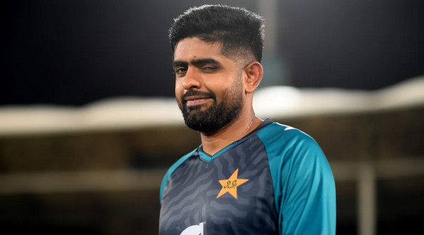 টি-২০ বিশ্বকাপঃ ফাইনালে উঠে যা বললেন পাক অধিনায়ক
