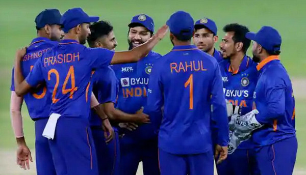 ফাইনালে ওঠার লক্ষ্যে ইংল্যান্ডের বিপক্ষে ভারতের শক্তিশালী একাদশ ঘোষণা