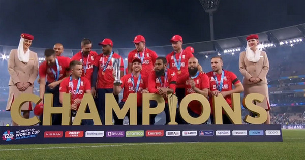 টি-২০ বিশ্বকাপঃ ফাইনাল ও টুর্নামেন্ট সেরা ক্রিকেটারের নাম ঘোষণা