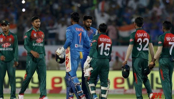 চমক দিয়ে ভারতের বিপক্ষে বাংলাদেশের ১৭ সদস্যের দল ঘোষণা