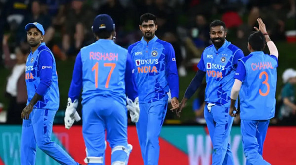 সিরিজ নির্ধারনী ম্যাচে কিউইদের বিপক্ষে ভারতের শক্তিশালী একাদশ ঘোষণা