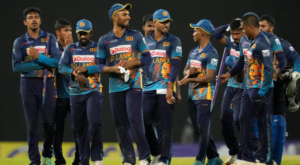 লঙ্কান দলে জায়গা হয়নি তারকা ক্রিকেটারের, বিরতিতে রাজাপাকশে