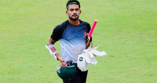 সব জায়গাতেই রয়েছেন শান্ত