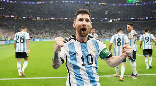 শেষ ষোলোতে যেতে আর্জেন্টিনার সামনে এখনও জটিল সমীকরণ